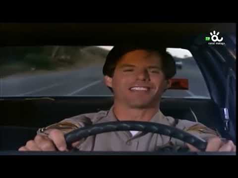 Renegade (El Renegado) Lorenzo Lamas - Policía por un día (Cop for a day) - Castellano