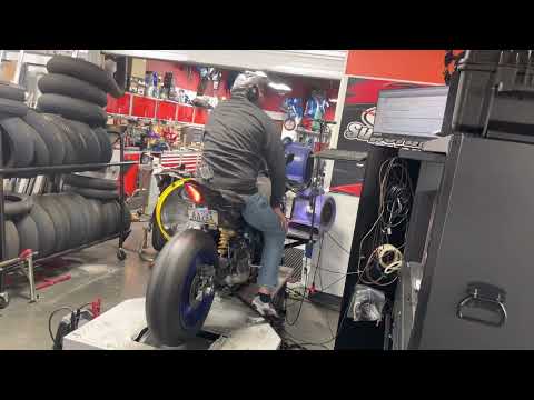 R1M Austin racing exhaust crazy flames crackle!