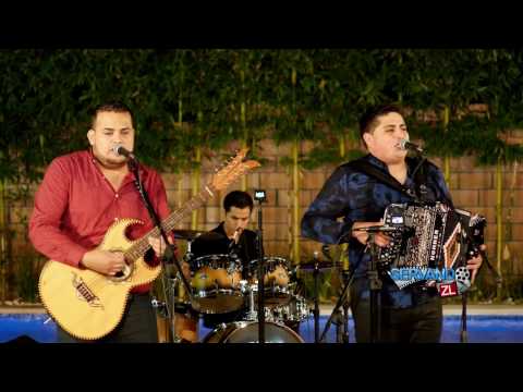 Los Desvelados - Juanillo (En Vivo 2017)