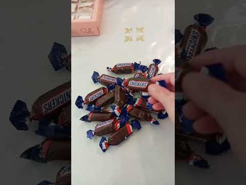 #short#satisfying chocolate#snickers miniatures#short video.