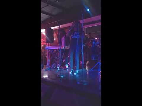 What Band- Killing Me Softly***