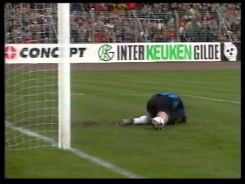 Ajax - Feyenoord 2-2 seizoen 1993   1994