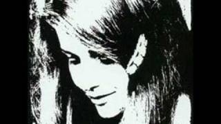 Bonnie Dobson - Holly bears a berry - Live at folk city 1962