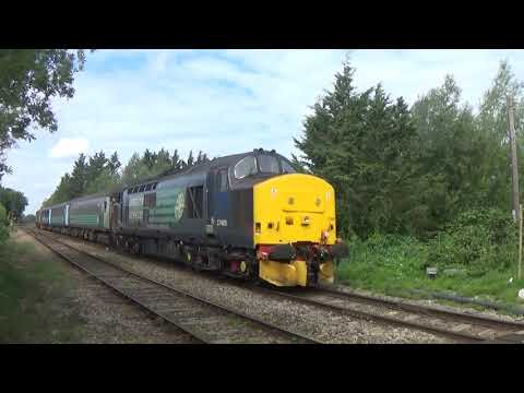 37405 (1 Tone) - 37407 Pass Whitlingham Junction (21/08/2018)