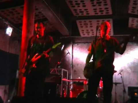 The Poison Sisters - Space Dust (live)