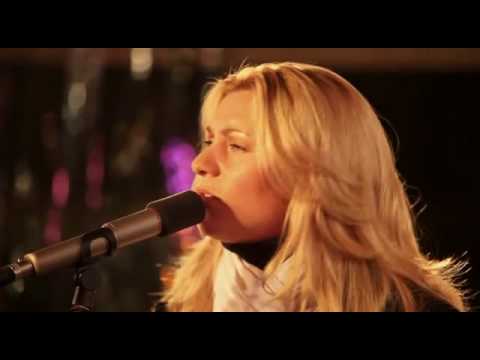Ieva Kerēvica - Sway