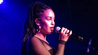Jorja Smith - &quot;Tomorrow&quot; (Live in Boston)