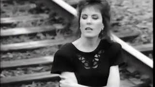 Holly Dunn  No One Takes The Train Anymore