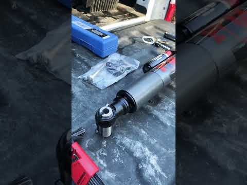 New Fox ATS stabilizer going on! #truck #powerstroke #fordpowerstroke #ford #diesel #foxsuspension