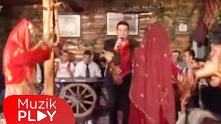 Musik-Video-Miniaturansicht zu Kapıcı İzzet Songtext von Ankaralı Namık