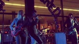 Chain &amp; The Gang - Mum&#39;s the Word