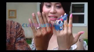 Download lagu Kebahagiaan Furry Setya melamar kekasihnya Winda mp3