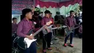 preview picture of video 'Baradhea Band di acara Pensi SMPN 1 Nagrak 2012 - 2013'