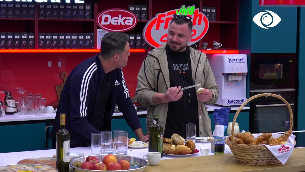 Del Luizi/Armaldo bisedon me Ronaldon