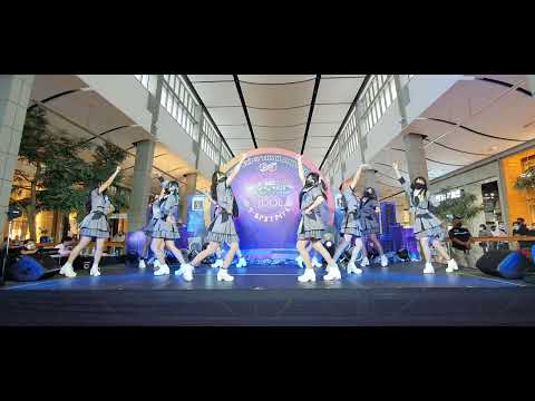S 10 3349 PYT48 COVER  AKB48   -  "  Seventeen  "   JAPAN EXPO THAILAND 2022 @ CentralWorld