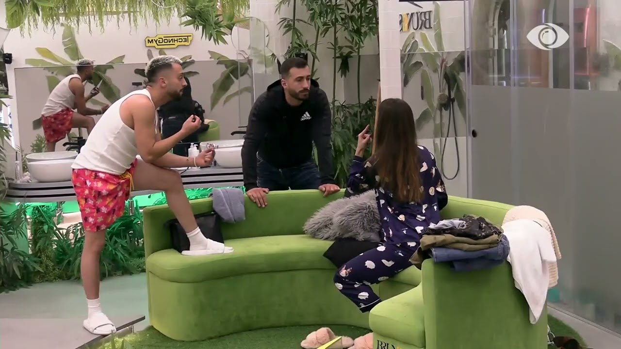 “Pse gënjen”/ Gjesti-Loredanës: Ti ke ardhur për të kërkuar ndihmë…