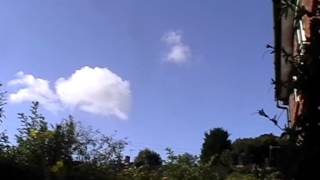 What the sky SHOULD look like. NO LINES. LOOK UP.