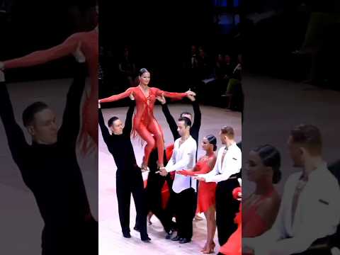 What an entrance for team USA at Blackpool!!🤩❤️ We are very honored to have be invited!! 🙌 #dance