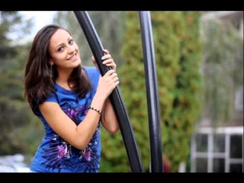 Sara Markoska-Bez sram