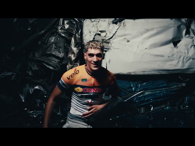 Video zu 'Splinter Cell' ansehen Video zu 'Splinter Cell' ansehen