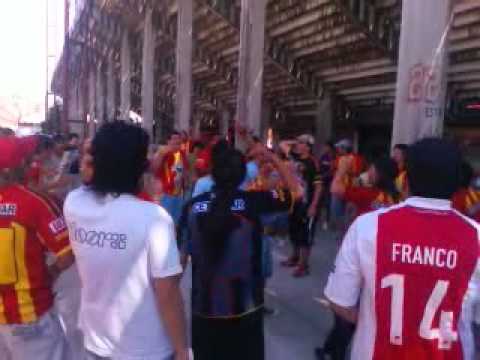 "Hinchada de BOCA UNIDOS - La Barra de la Ribera - PREVIA" Barra: La Barra de la Ribera &bull; Club: Boca Unidos