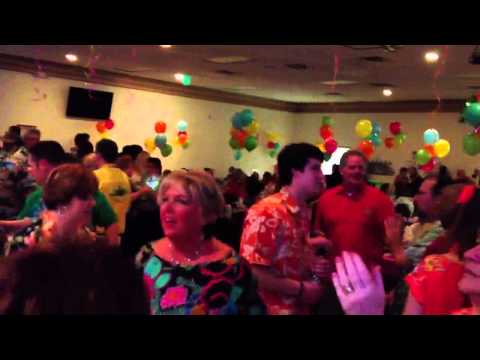 download lagu mp3 mp4 Gimme Buffett, download lagu Gimme Buffett gratis, unduh video klip Gimme Buffett