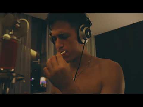 DOKKEYTINO x ROLLSOUT - Vlog #1 HOTEL SESH shot @igeross