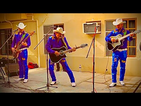 Migueles de Miguel Montoya en vivo desde Guasave en Mi cumpleaños. Vol. 1