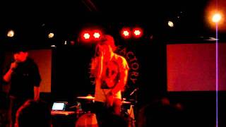 MC Lars ft. mc chris - Roommate From Hell - Knitting Factory 10/29/11