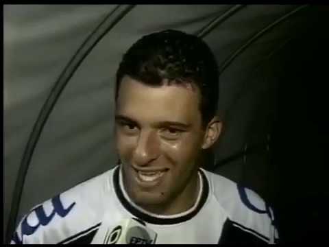 Washington Valente (Ponte Preta) - 12/08/2001 - Ponte Preta 3x1 Botafogo - 1 gol