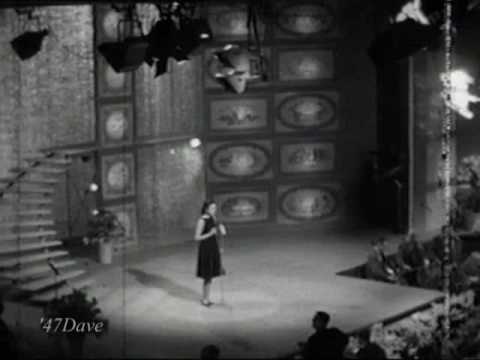 Gigliola Cinquetti - Non Ho L'Età - Eurovision Song Contest Winner 1964 (original performance)