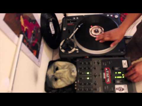 DV Scratch Battle 2014 - Round 1