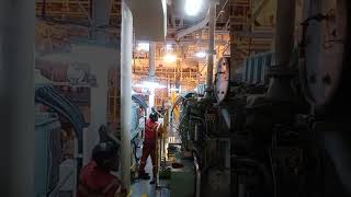 Assist drawn out fuel pump in Auxiliary Engine