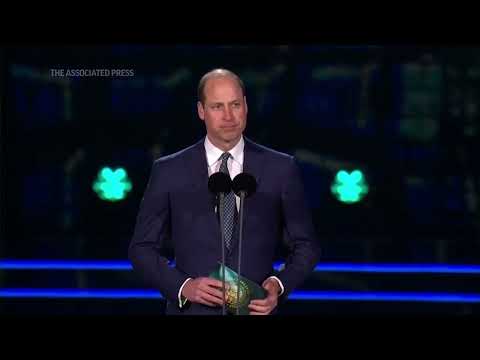 Prince William hails King Charles in concert speech