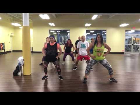 Zumba with Jewels/ Acurruncun Acurruncuncun/ ( El Chacombo) Arturo Zambo Cavero/ Oscar Avilés