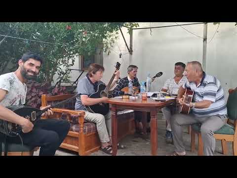 Bardh Vrapi & Dash Xhamuca - Apagorevetai na s'agapao