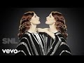 Florence + The Machine - Shake It Out (Live on SNL)