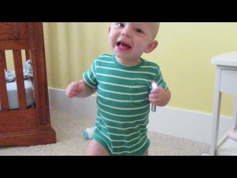 download lagu mp3 mp4 Boston Baby, download lagu Boston Baby gratis, unduh video klip Boston Baby