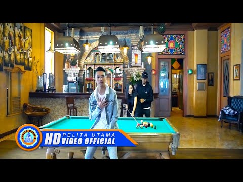 Vicky Salamor - STENGAH HATI | Lagu Terpopuler 2022 (Official Music Video) [HD]