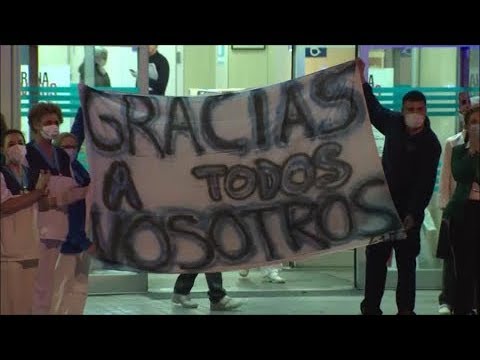 Love of Lesbian y Zahara - Lucha De Gigantes