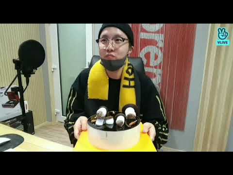 [180218] BTS JHOPE (HOSEOK) SING HAPPY BIRTHDAY