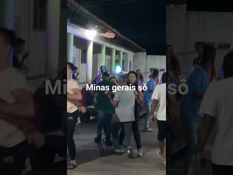 Assim é as noites de final de semana em  rio pardo minas gerais