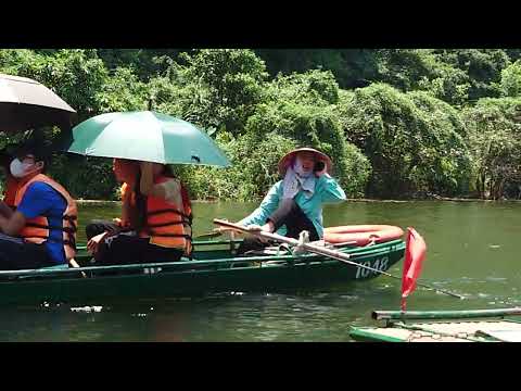 Viagem turística no Vietnã: Patrimônio Mundial Trang An, Baía de Halong em terra, cruzeiro fluvial Cruzeiro fluvial ChangAn Patrimônio Mundial no Vietnã, Ha Noi