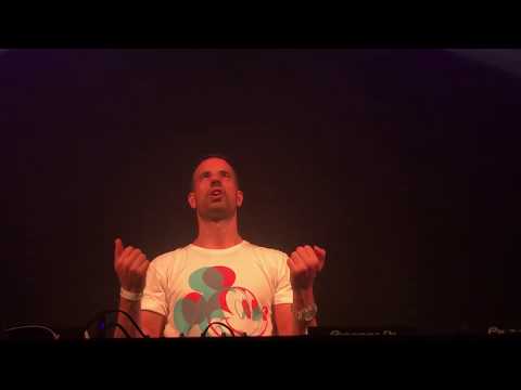 Sagi Kariv @Forever Hamsa  -  Dana International - Just The Way You Are - Paris -25.05.2019