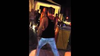 Presentacion oficial "Latina de cuerpo y alma".