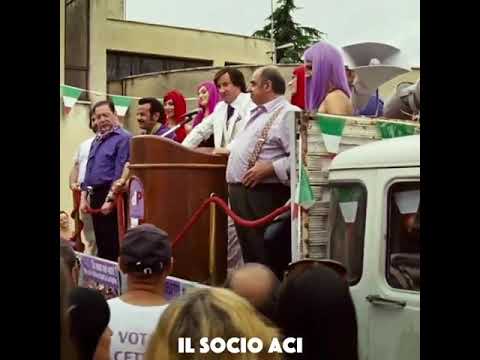 IL COMIZIO DI CETTO LAQUALUNQUE