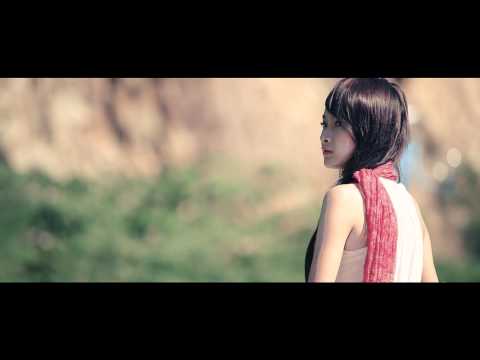 Con Tim Mong Manh - Angela Phương Trinh | Official Music Video