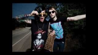 Breathe Carolina  -  My Obsession ( Lyrics )
