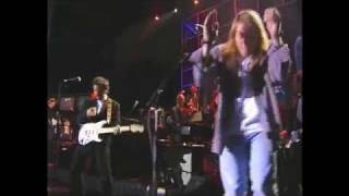 Axl Rose and Bruce Springsteen perform &quot;Come Together&quot;