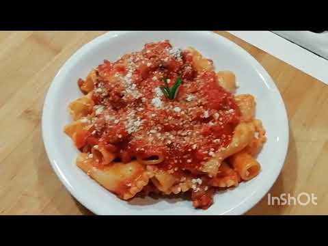 Ragรน di salsiccia